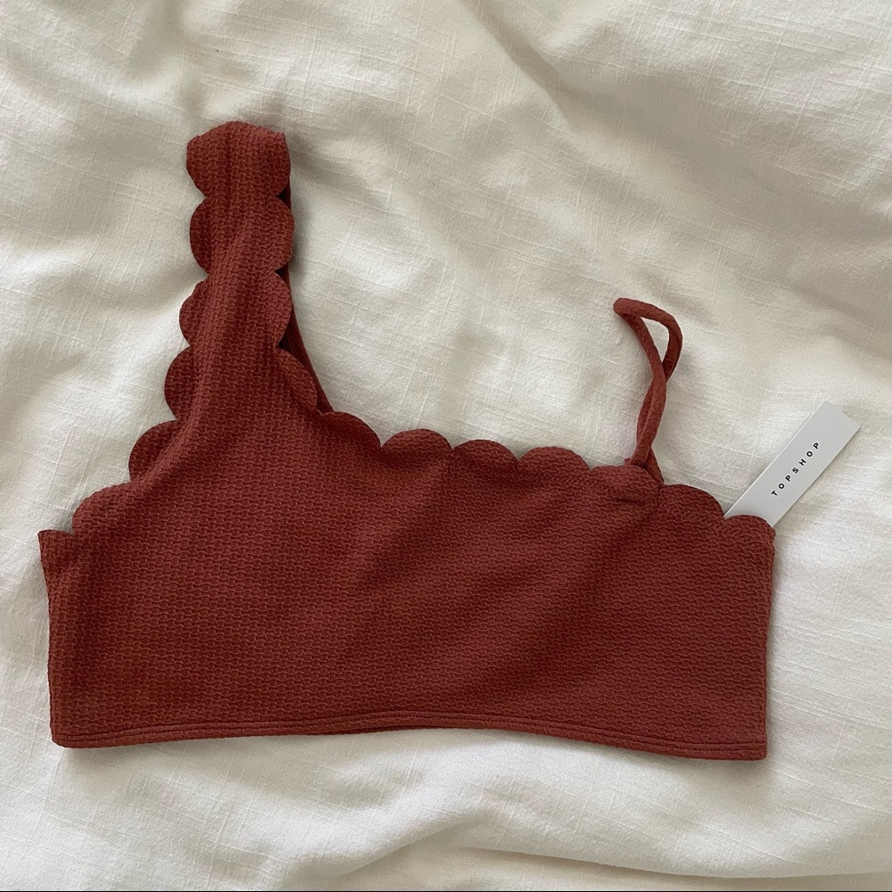 Topshop One shoulder scallop trim bikini top Rust size 8